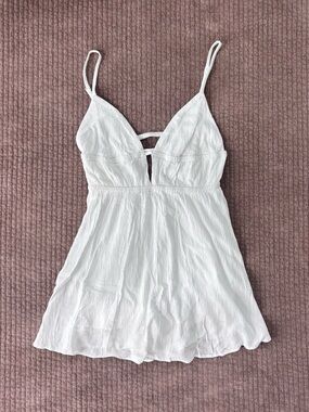 Garage White Flowy Romper - Size S